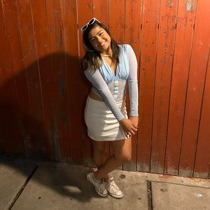 Meet your Posher, Alondra